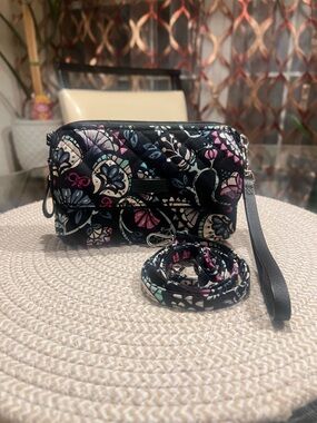 Vera Bradley Black Floral Quilted Crossbody Wristlet - Versatile Everyday Bag